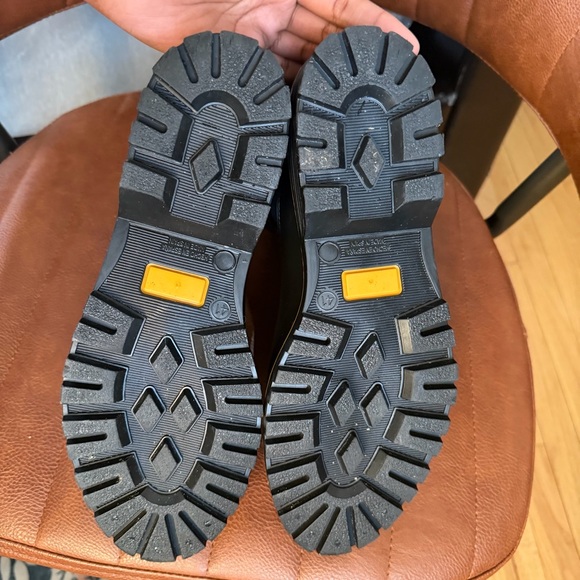 Igor Black Chelsea Rain Boots with Yellow Stitching - Picture 5 of 6